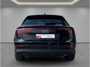 Audi Q8 50 TDI qu Matrix Pano StandHzg 360°Kamera HuD AHK