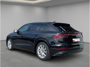 Audi Q8 50 TDI qu Matrix Pano StandHzg 360°Kamera HuD AHK