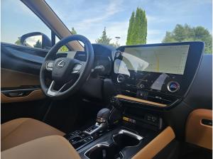 Lexus NX 450h+ E-FOUR Executive