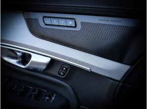 Volvo XC90 T8 Ultra Black * AHK * sofort