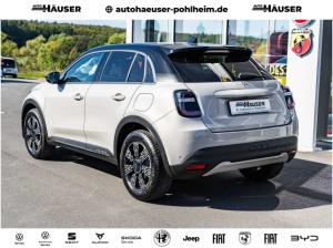 Fiat 600e Elektro 54kWh LA PRIMA SOFORT EL. SITZ WÄRMEPUMPE NAVI ACC LED ALLWETTER