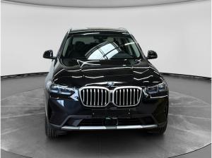 BMW X3 xDrive 30e inkl. Haustürlieferung - SHZ/Sportsitze/Tempomat/Klima/Head-up