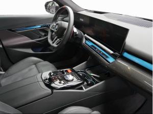 BMW M5 Touring INDIVIDUAL+CARBON+PANO+B&W SOUND