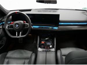 BMW M5 Touring INDIVIDUAL+CARBON+PANO+B&W SOUND