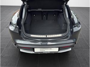 Porsche Taycan 4S Cross Turismo