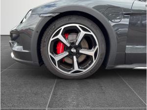 Porsche Taycan 4S Cross Turismo