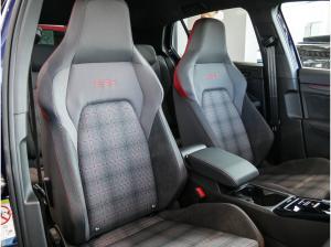 Volkswagen Golf VIII GTI 2.0 TSI DSG ACC AHK NAVI IQ.LIGHT PANO ESTORIL