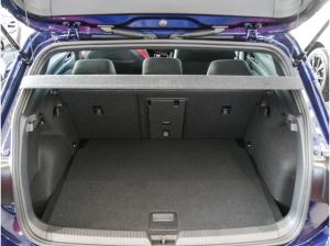 Volkswagen Golf VIII GTI 2.0 TSI DSG ACC AHK NAVI IQ.LIGHT PANO ESTORIL