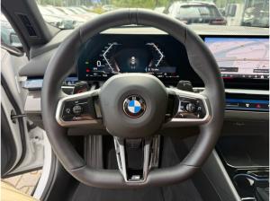 BMW 520 i Touring M Sportpaket //HUD HarmanKardon AHK