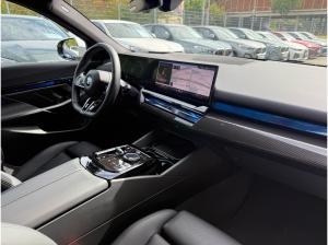 BMW 520 i Touring M Sportpaket //HUD HarmanKardon AHK