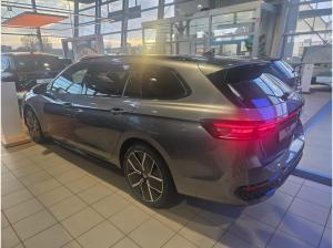 Volkswagen Passat R-Line "Signature" Hybrid //SOFORT VERF.// 272PS - mit 0,5% versteuern, HUD, Leder, LED, Kamera, Pan