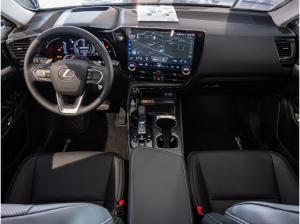 Lexus NX 450h+ Advantage EFour Panorama-SD Interieur Pak. Technol. Pak HUD
