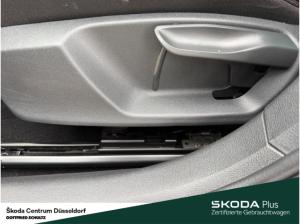 Skoda Octavia Combi RS 2.0 l TSI DSG 245 PS Sportsitze LED Scheinwerfer Einparkhilfe vorne   hinten