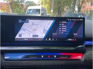 BMW M5 Touring Service Plus AHK Kamera HuD B&W Shz
