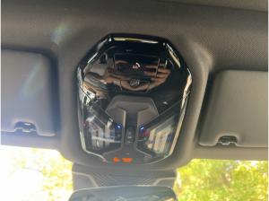BMW M5 Touring Service Plus AHK Kamera HuD B&W Shz