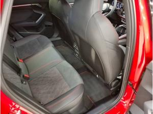 Audi A3 Sportback S line TFSI e 200kW S tronic SONOS AHK HUD