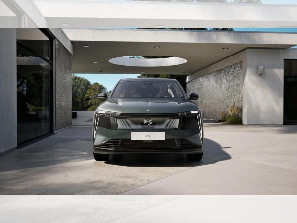 DS Automobiles N°7 N°7 ÉTOILE HYBRID *aus dem Vorlauf*