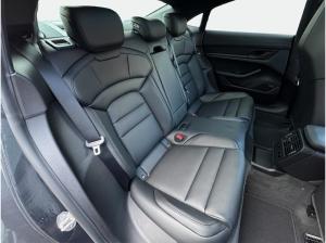 Porsche Taycan 4 Black Edition