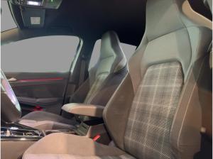 Volkswagen Golf VIII 2.0TDI DSG GTD NAVI KAMERA MATRIX-LED