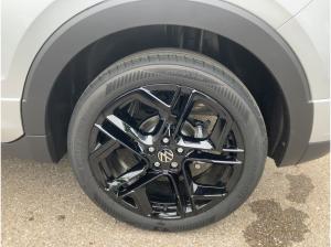 Volkswagen T-Cross R-Line 1.5l TSI DSG *ACC*AHK*SHZ*