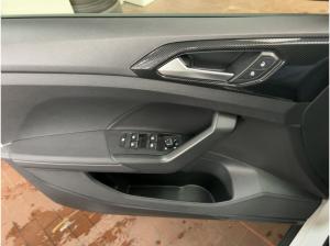 Volkswagen T-Cross 1.0 TSI Goal Rear View Travel Assist App
