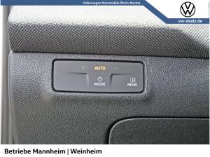 Volkswagen T-Roc Life 1.5 l eTS DSG Klima PDC ACC Allwetter