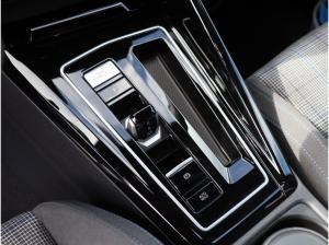 Volkswagen Golf VIII 1.5TSI GTE Kamera Hud BlackStyle TravelAssist