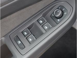 Volkswagen Golf VIII 1.5TSI GTE Kamera Hud BlackStyle TravelAssist
