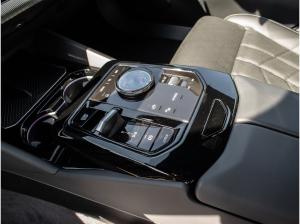 BMW i5 xDrive40 MSport HUD PANO ACC AHK RFK NAVI
