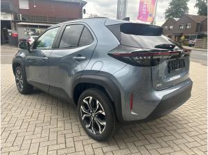 Toyota Yaris Cross NEUES Modell Teamplayer HYBRID ACC SHZ KAM TOTW