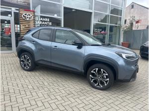 Toyota Yaris Cross NEUES Modell Teamplayer HYBRID ACC SHZ KAM TOTW
