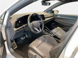 Volkswagen Golf VIII 2.0 TDI DSG R-Line ACC AHK AUT Kam.