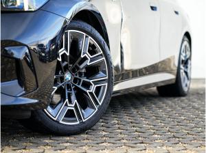 BMW 520 d Tour M-Sport 20 ACC AHK PANO Sitzlüft H&K