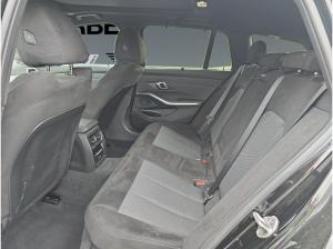 BMW 320 d Tour. "M-Sport" Pano, DrivAss, ACC, ParkAss+, HiFi, Head-Up, uvm.
