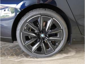 BMW i7 M70 xDrive M Sport //ExecutiveLoungeSeating uvm.