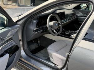 BMW 750 e xDrive M Sport //ExecutiveDrivePro AHK