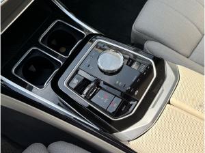 BMW 750 e xDrive M Sport //ExecutiveDrivePro AHK