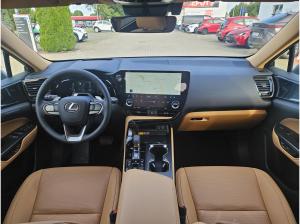 Lexus NX 450h+ E-FOUR Executive