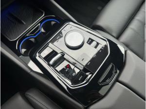 BMW 520 520d xDrive M Sport PANO AHK St-Hzg PA-Prof H&K 20