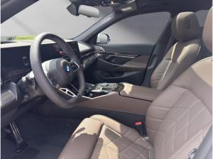 BMW 540 d, xDr. Lim.,M-Sport Pro,B&W Sound,Driv.Ass.Prof,Inno-Pkt.,uvm.