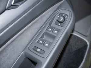 Volkswagen Golf VIII Variant 1.5 TSI Style Kamera Navi LED