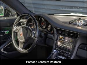Porsche 991 911 Carrera 4 GTS