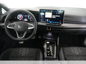 Volkswagen Golf VIII Variant 2.0 TDI DSG R-Line / SOFORT VERFÜGBAR !