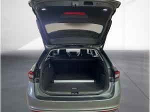 Skoda Superb Combi L&K 2,0 TDI DSG *STANDHEIZUNG AHZV* SOFORT VERFÜGBAR
