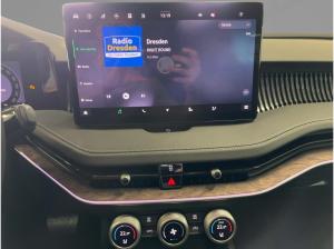 Skoda Superb Combi L&K 2,0 TDI DSG *STANDHEIZUNG AHZV* SOFORT VERFÜGBAR