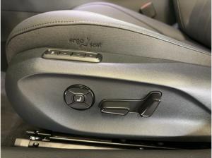 Skoda Superb Combi L&K 2,0 TDI DSG *STANDHEIZUNG AHZV* SOFORT VERFÜGBAR