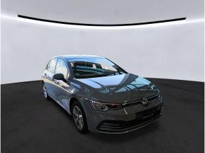 Volkswagen Golf VIII Lim. Life 1.5 TSI - Pano LED Navi AHK GJR Standhzg PDC DAB Keyless ACC