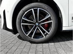 BMW iX3 40 SOFORT VERFÜGBAR * M Sport Pro * AC-Laden Professional (22kwh AC) * harman/kardon * Panoramadach