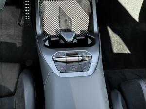 BMW iX3 40 SOFORT VERFÜGBAR * M Sport Pro * AC-Laden Professional (22kwh AC) * harman/kardon * Panoramadach