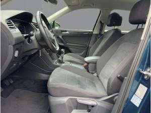 Volkswagen Tiguan 2.0 TDI Elegance Einparkhilfekamera AppConnect